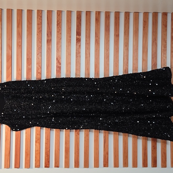 Source Unknown Dresses & Skirts - Source Unknown Glittering Black Maxi‎ Dress